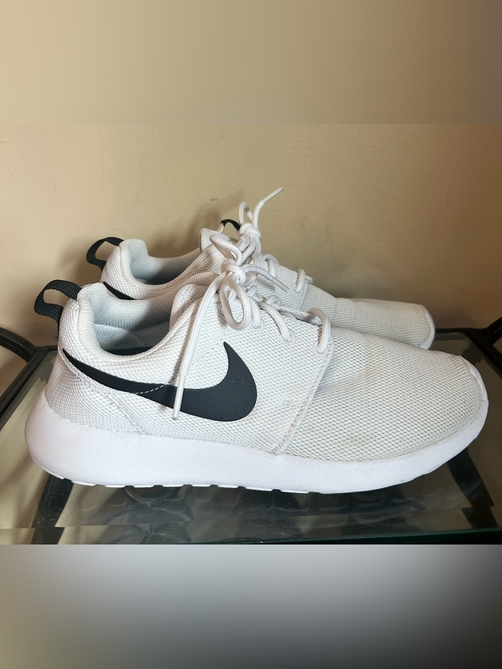 Nike Roshe Run Sneakers